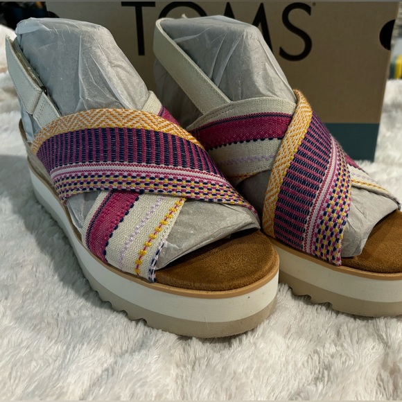 TOMS Diana Crossover Sandal Size 8 - Picture 2 of 9